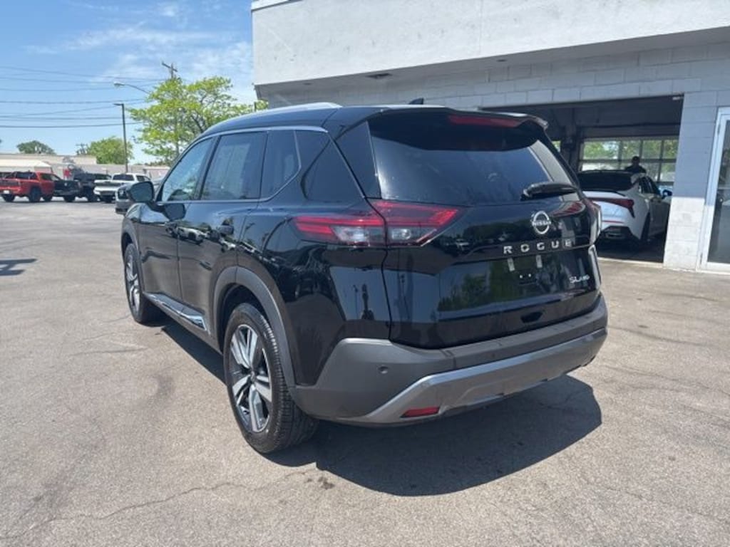 Used 2023 Nissan Rogue SL SUV