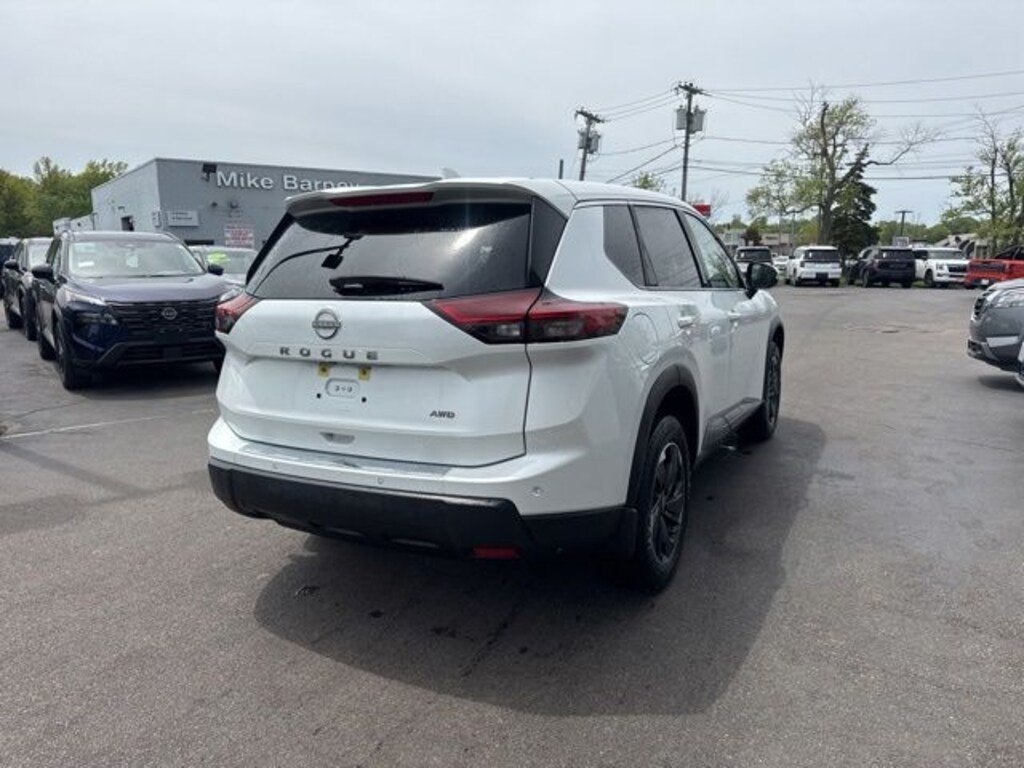 Used 2025 Nissan Rogue SV SUV