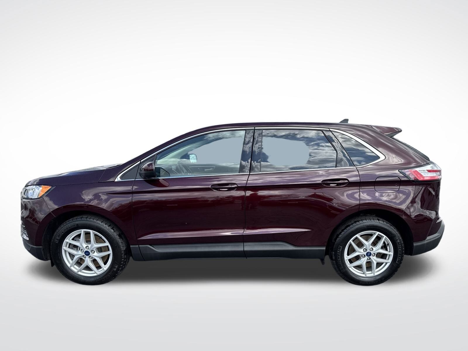 2022 Ford Edge SEL photo 3