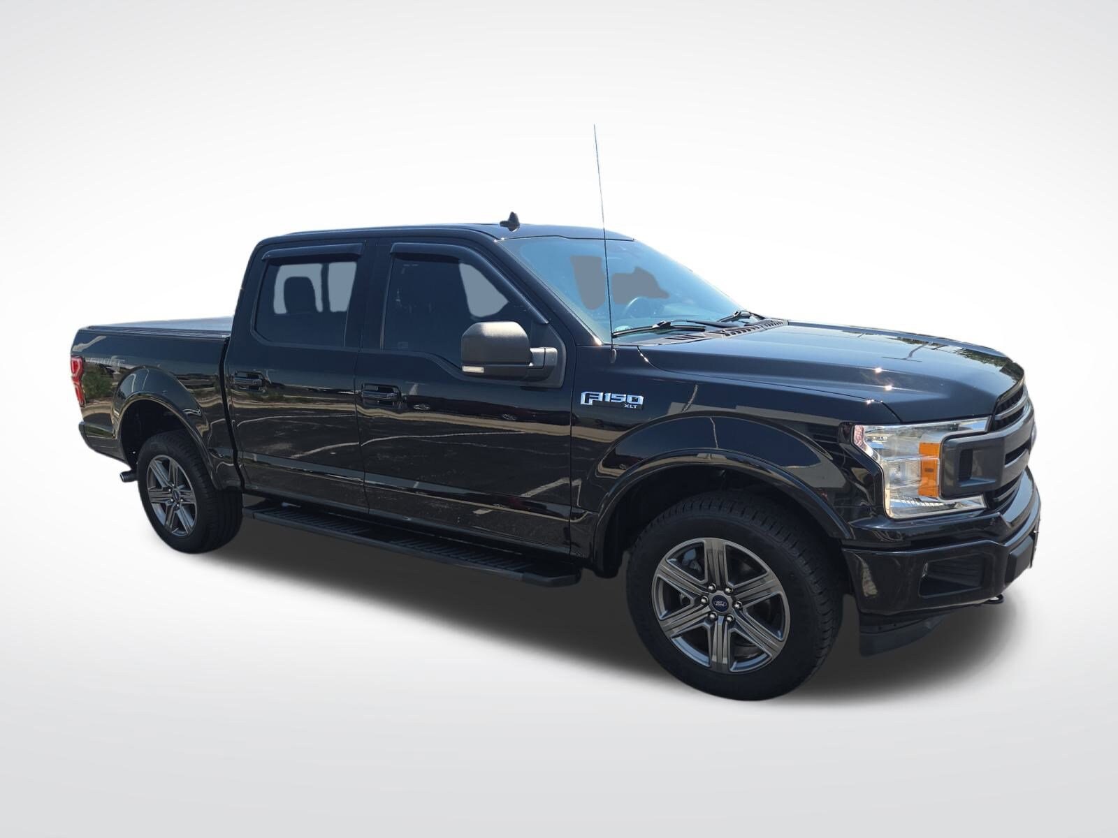 2020 Ford F-150 XLT photo 4