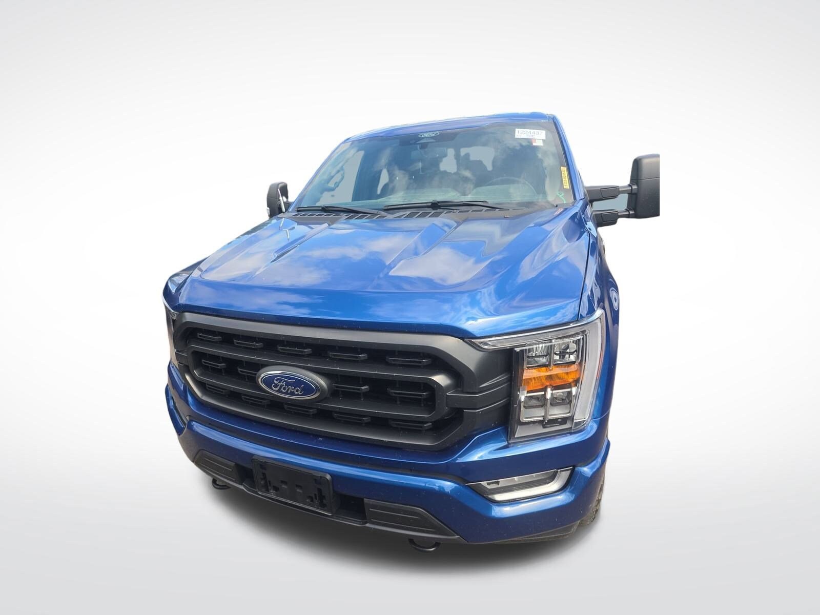 2022 Ford F-150 XLT photo 2