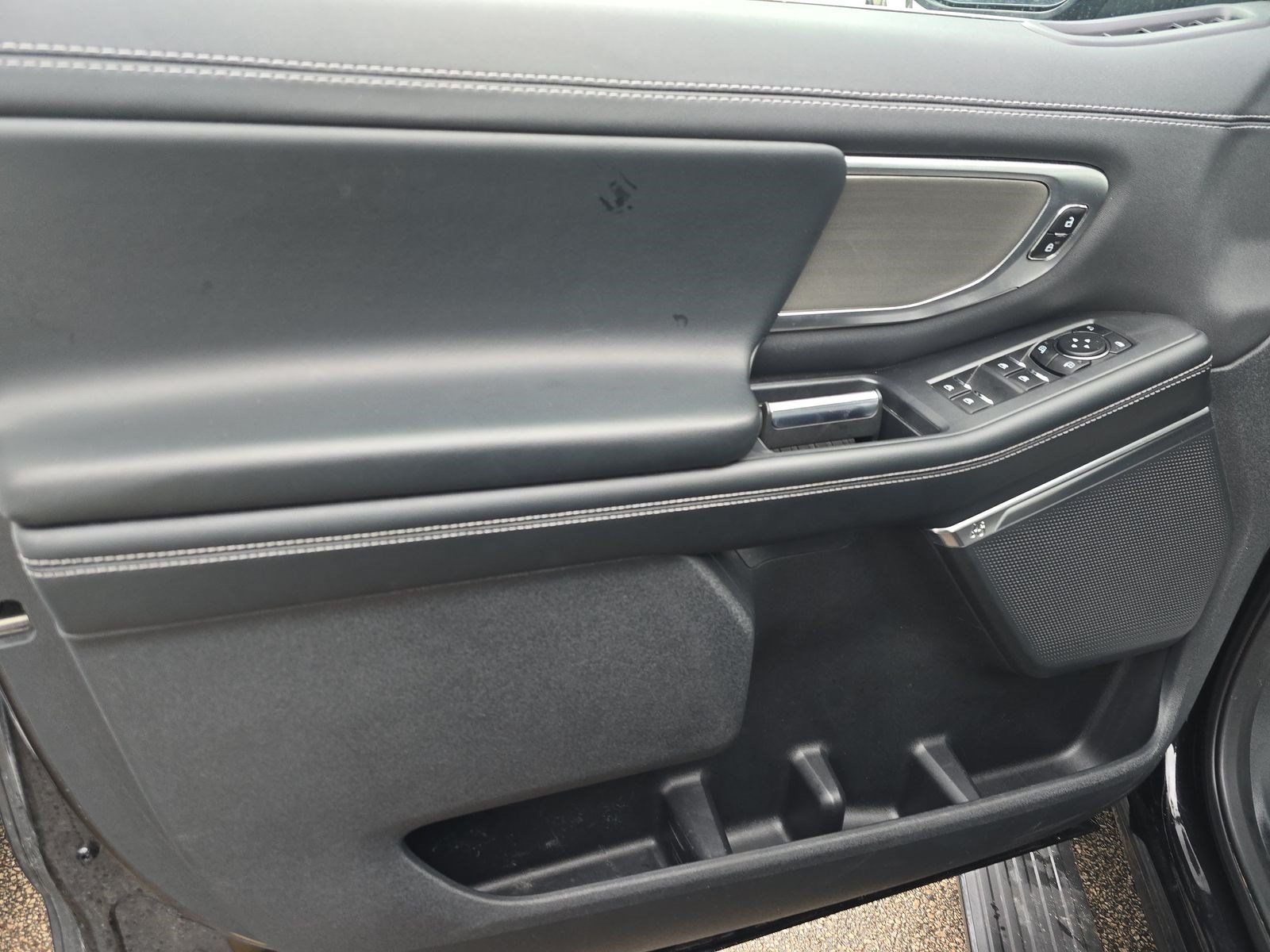 2025 Ford Expedition Platinum - Photo 27