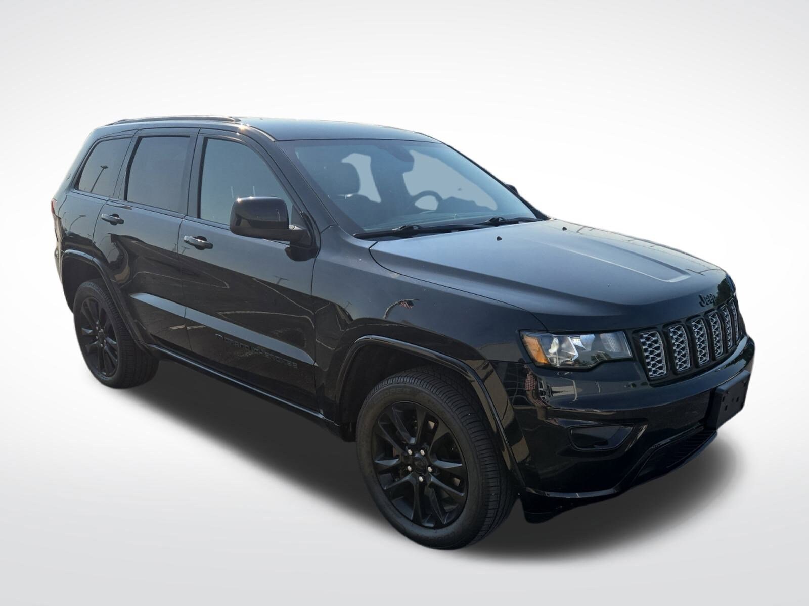 2022 Jeep Cherokee Laredo photo 3
