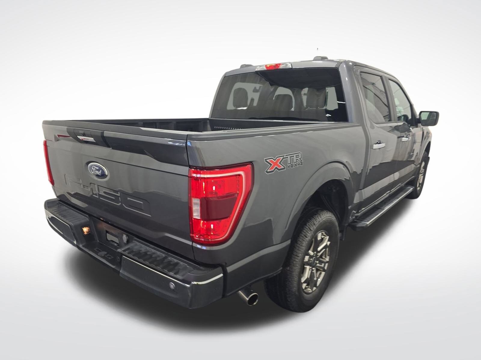 2023 Ford F-150 XLT photo 4