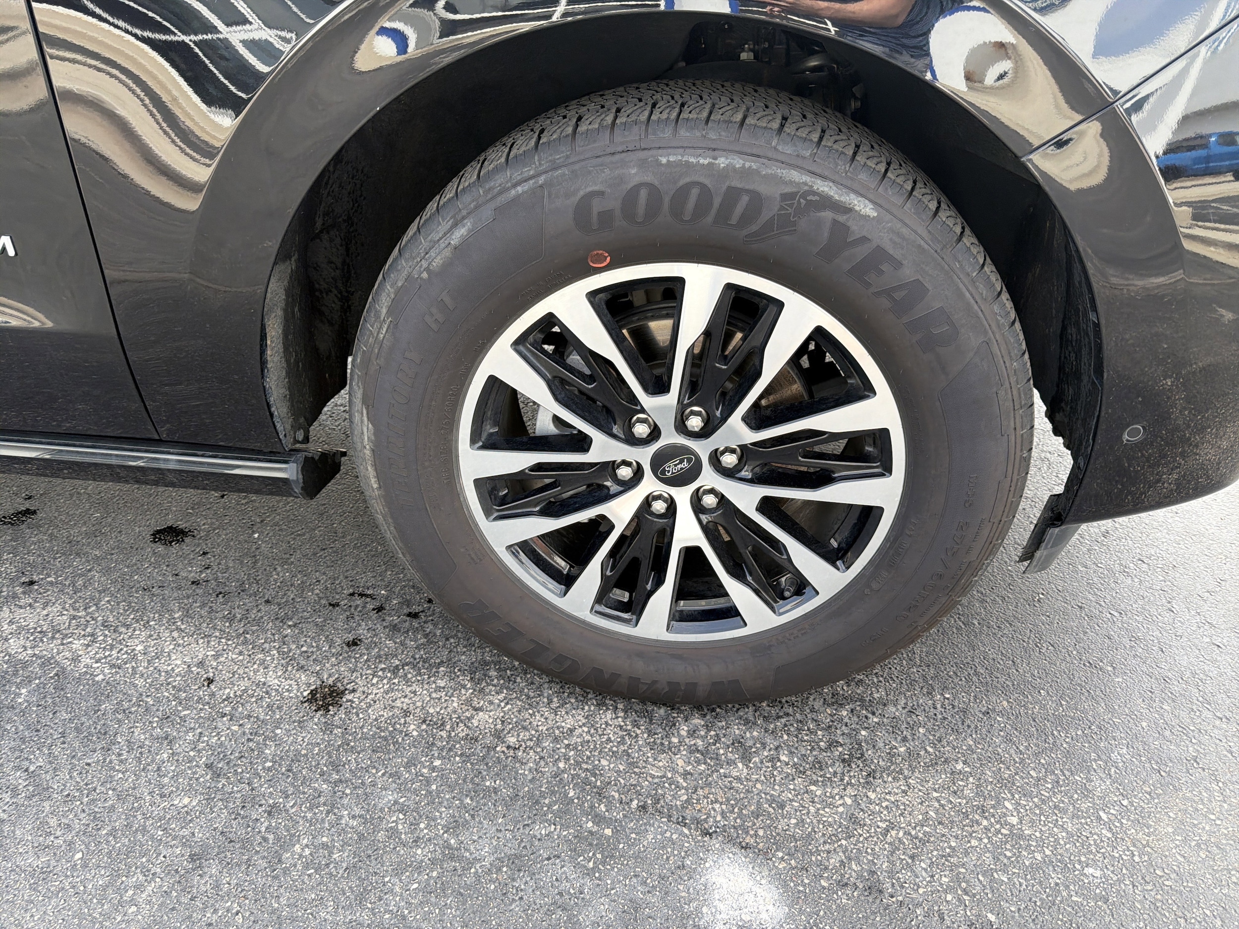 2025 Ford Expedition Platinum - Photo 6