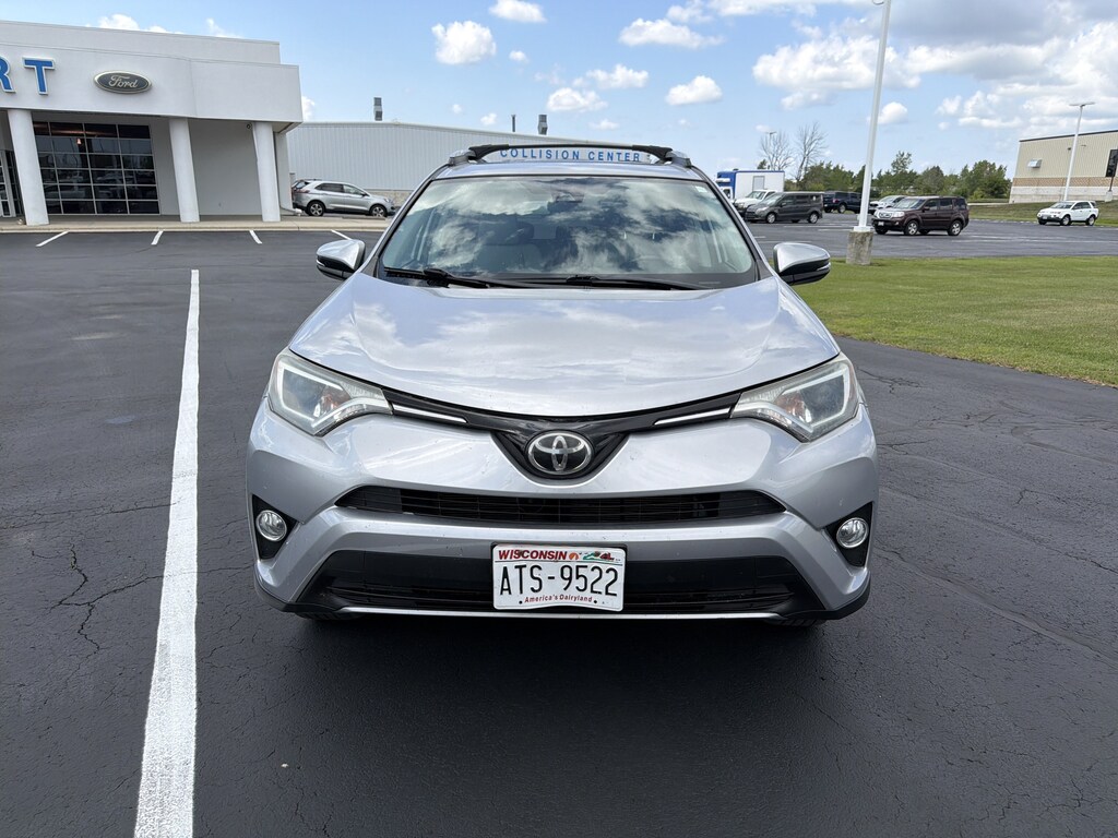 Used 2017 Toyota RAV4 XLE XLE FWD