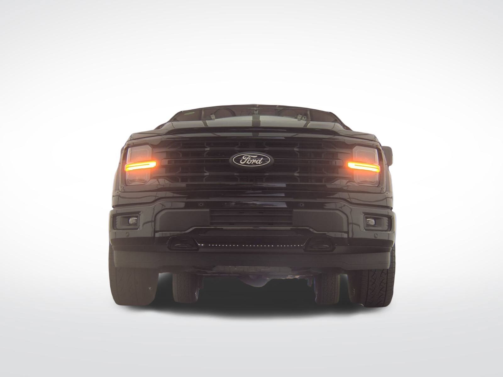 2024 Ford F-150 XLT photo 2