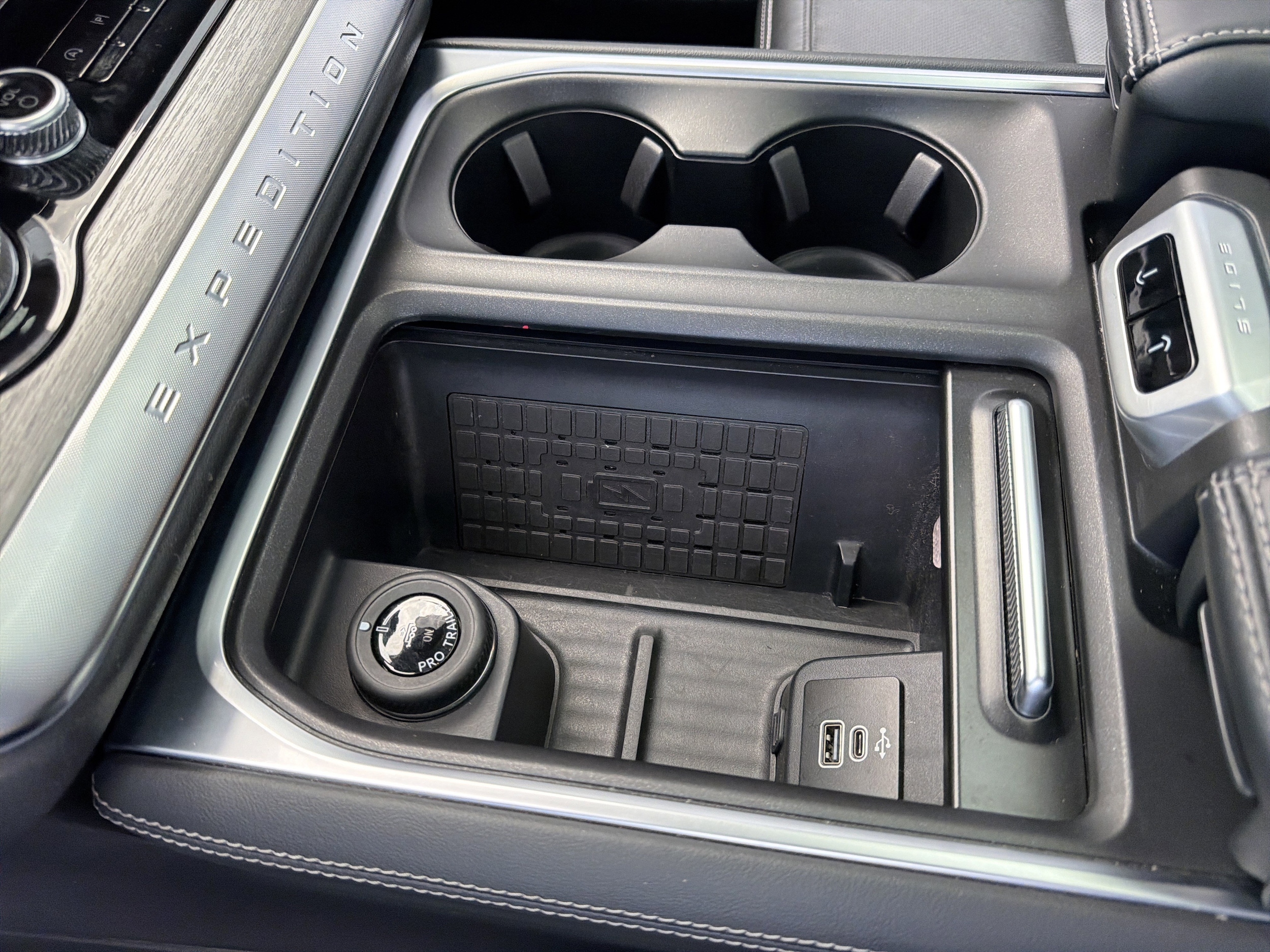 2025 Ford Expedition Platinum - Photo 49