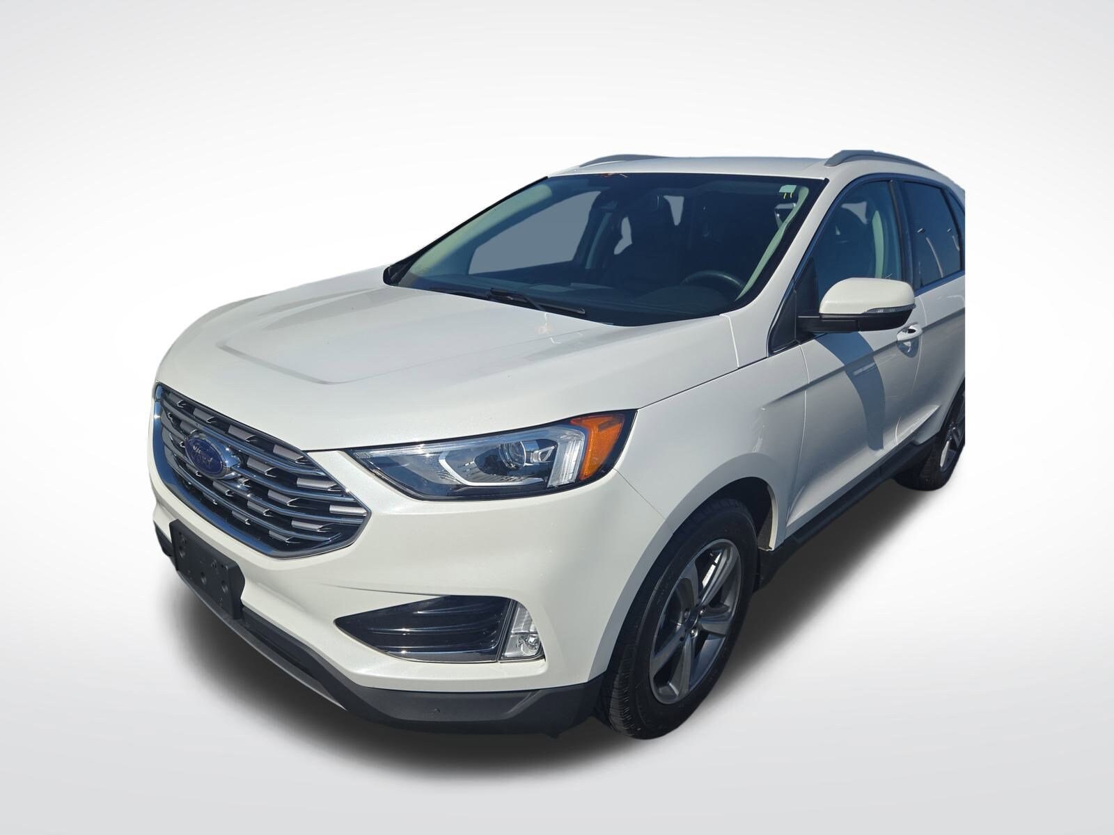 2020 Ford Edge SEL photo 2