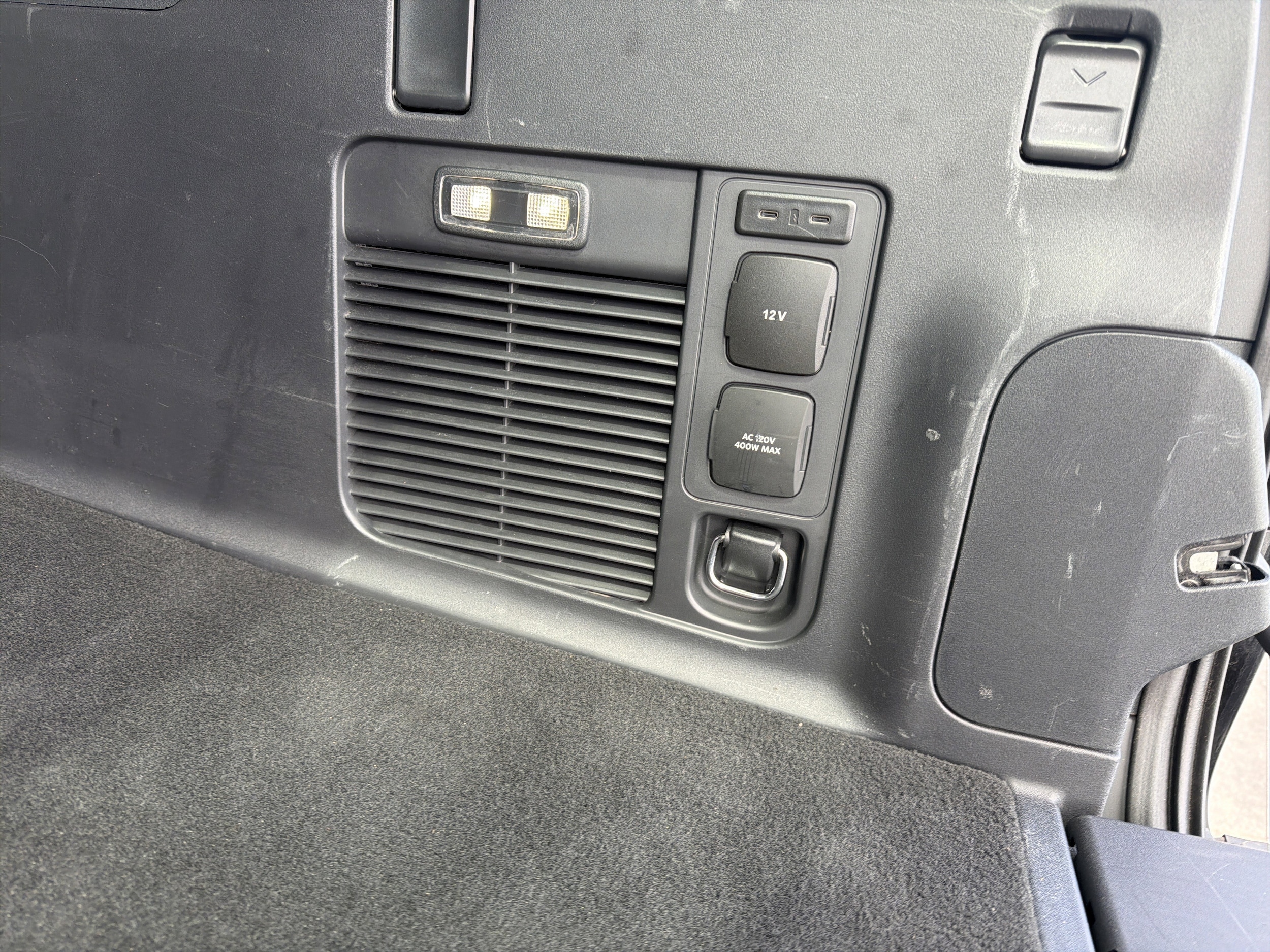 2025 Ford Expedition Platinum - Photo 18