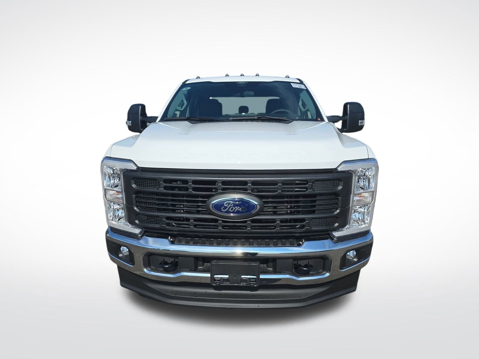 2024 Ford F-250 XL photo 2