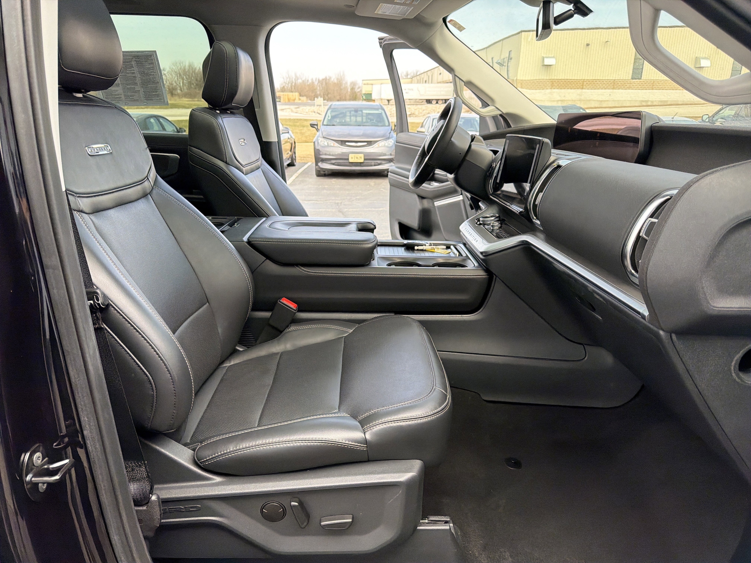 2025 Ford Expedition Platinum - Photo 36