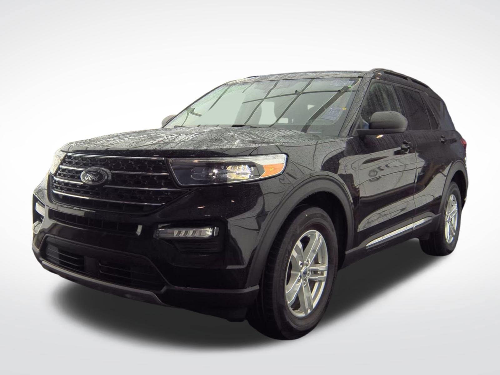2022 Ford Explorer XLT's photo