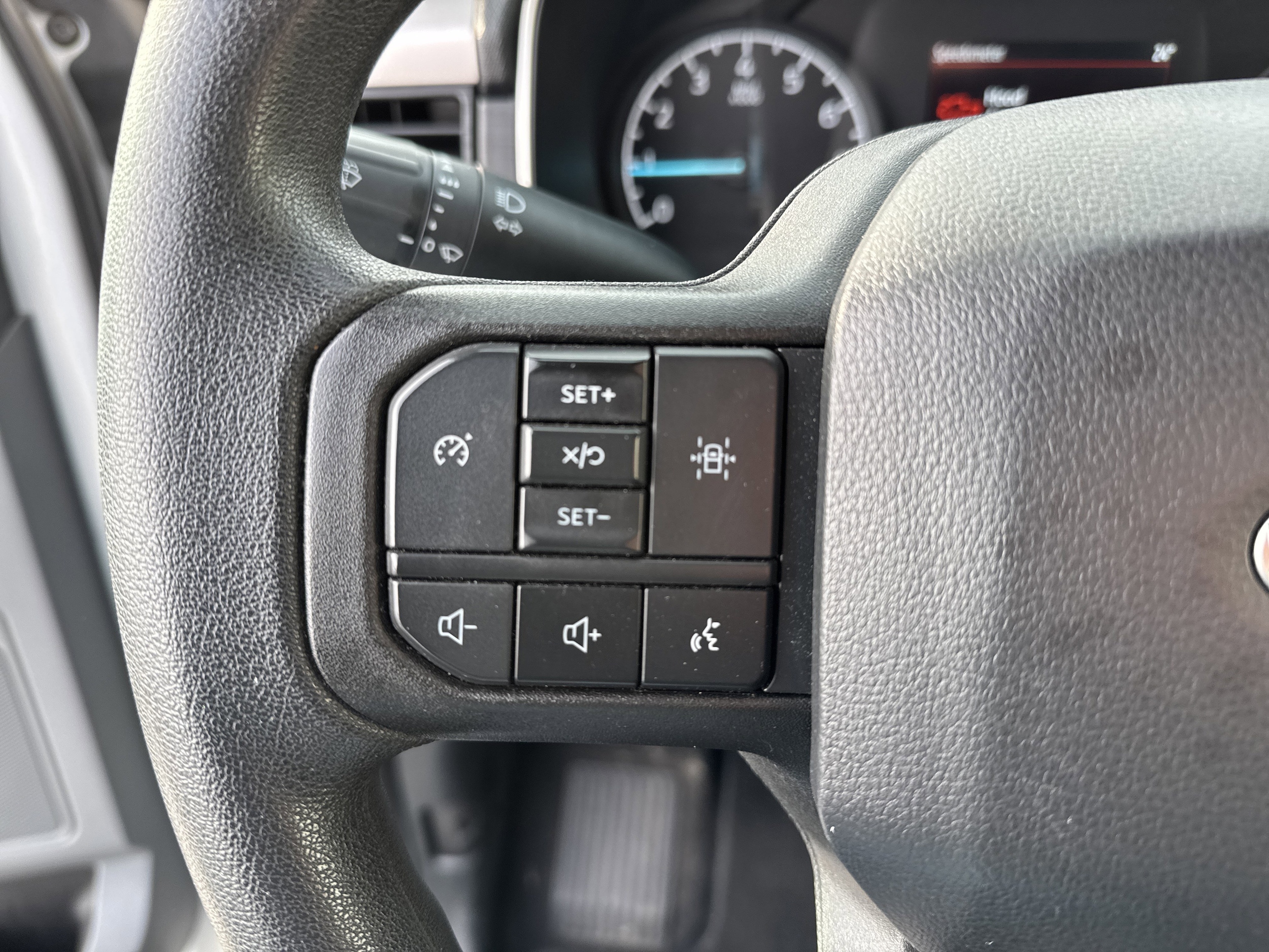 2023 Ford F-150 XLT - Photo 34