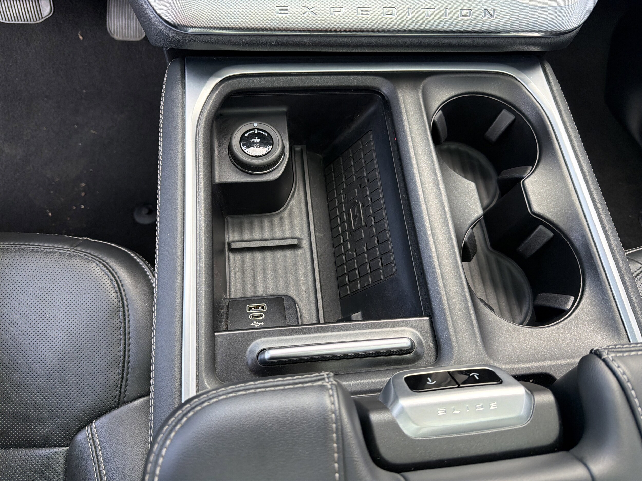 2025 Ford Expedition Platinum - Photo 50