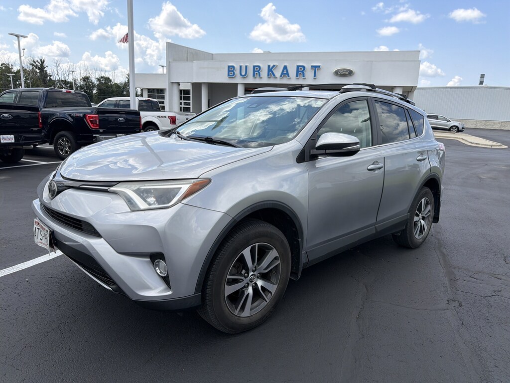 Used 2017 Toyota RAV4 XLE XLE FWD
