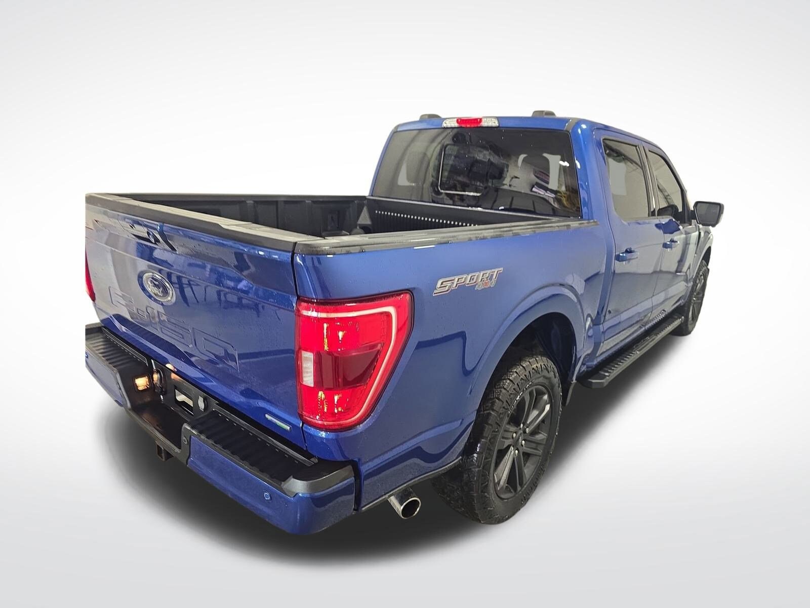 2023 Ford F-150 XLT photo 3