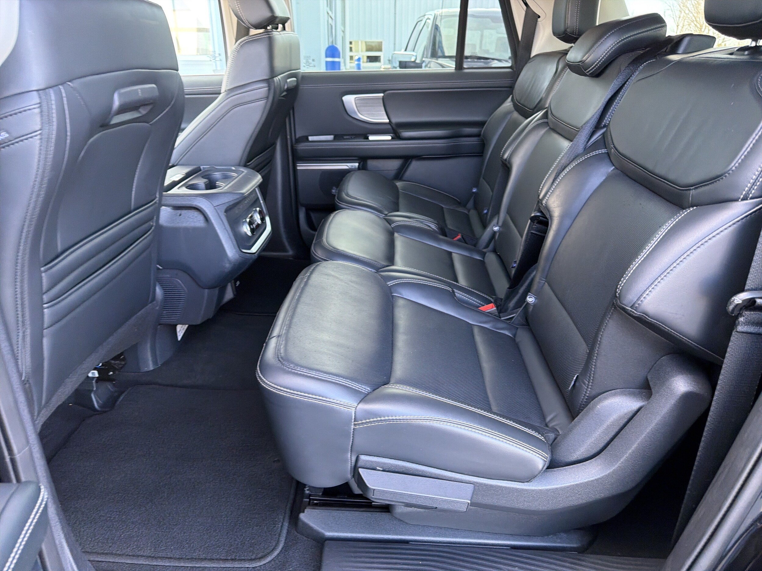 2025 Ford Expedition Platinum - Photo 63