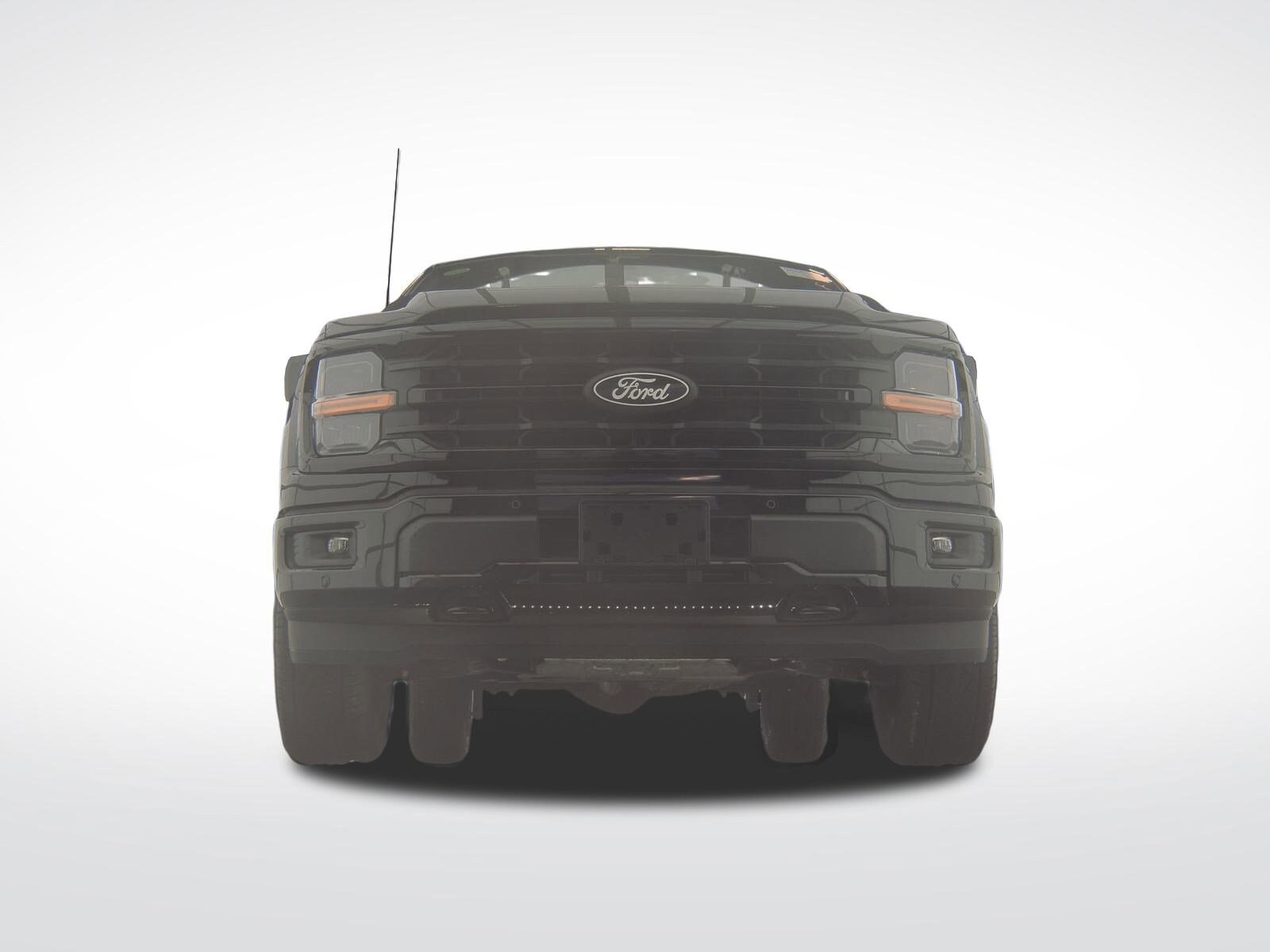 2025 Ford F-150 XLT photo 3