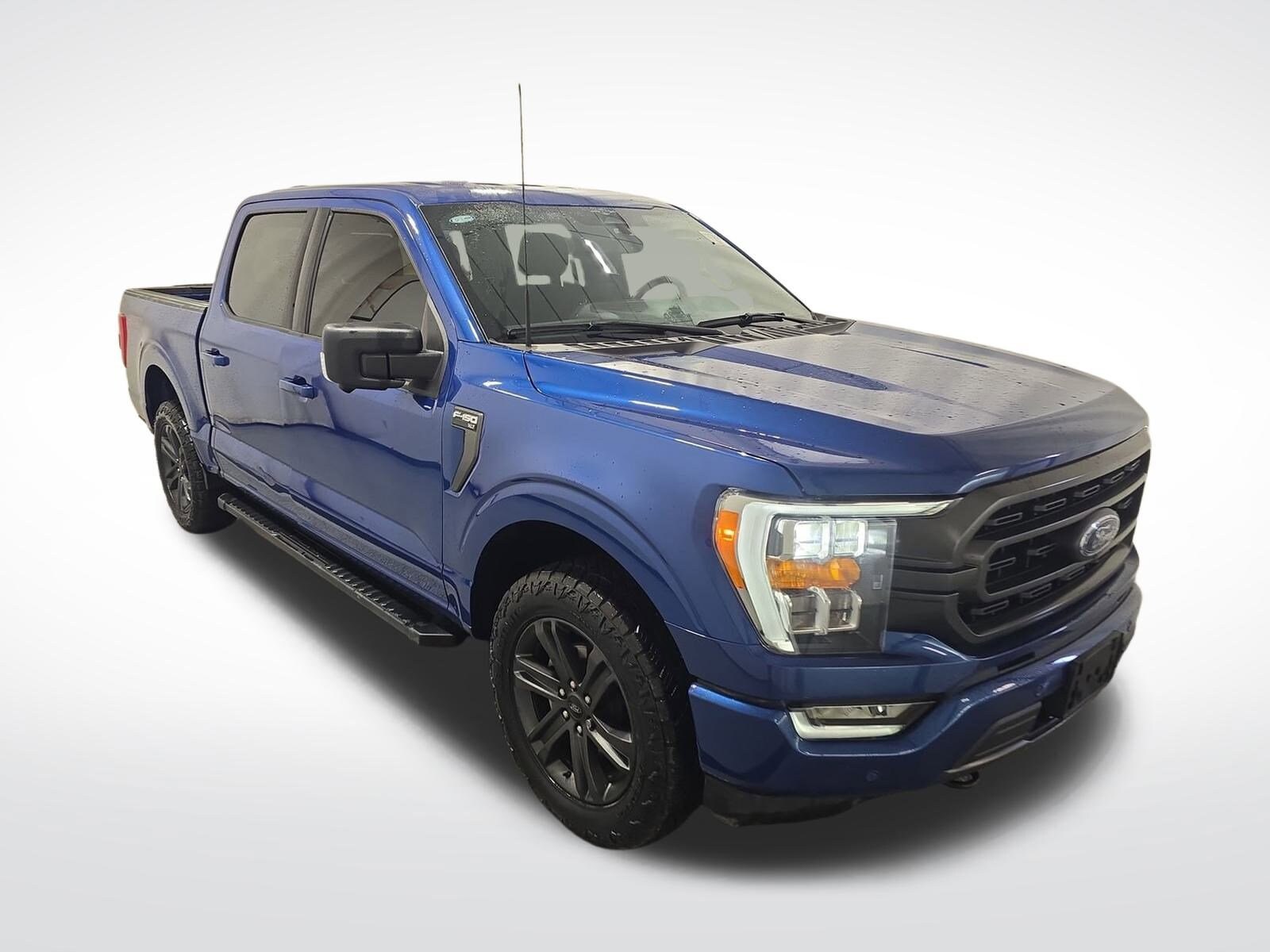 2023 Ford F-150 XLT photo 2