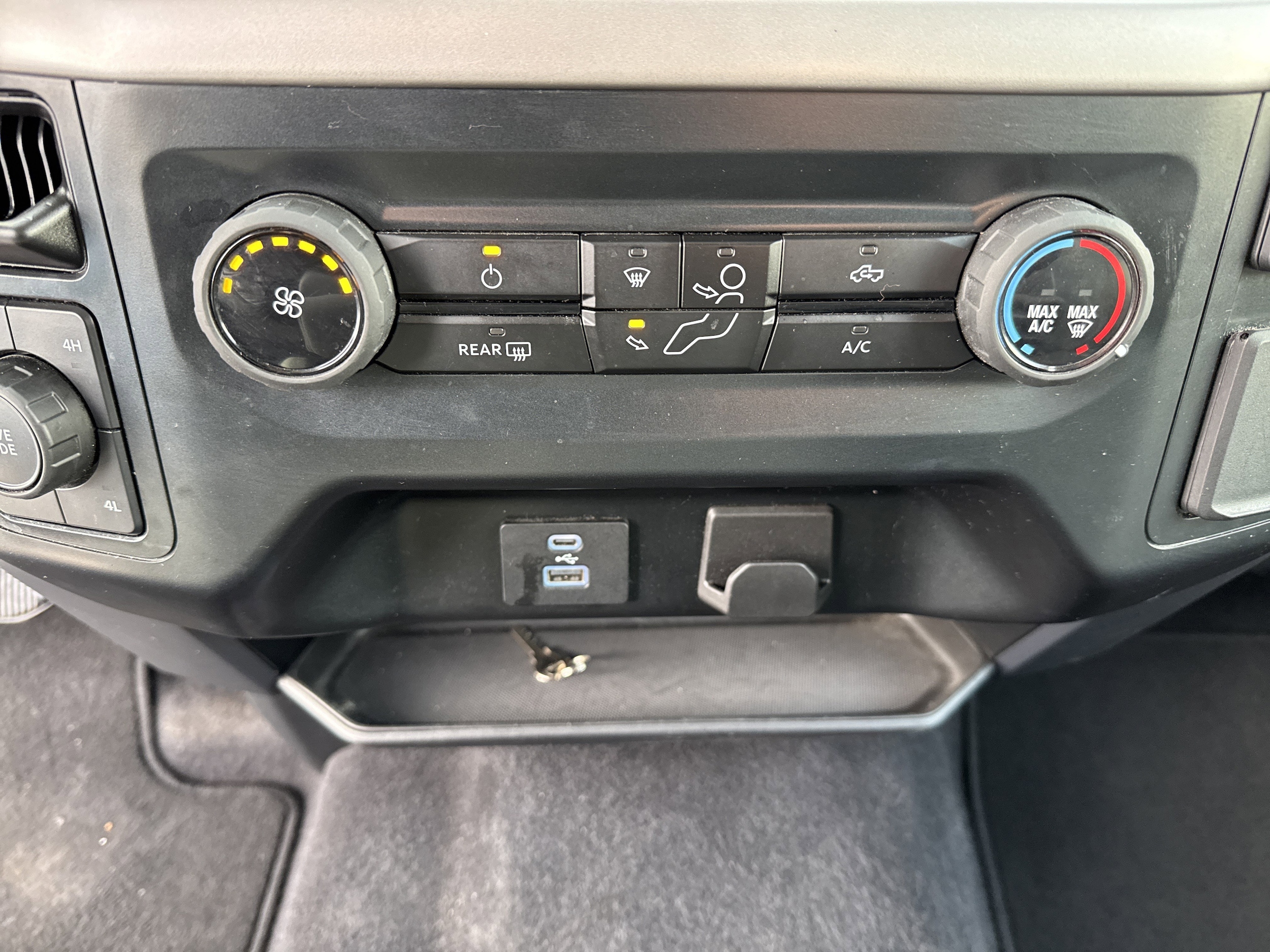 2023 Ford F-150 XLT - Photo 38