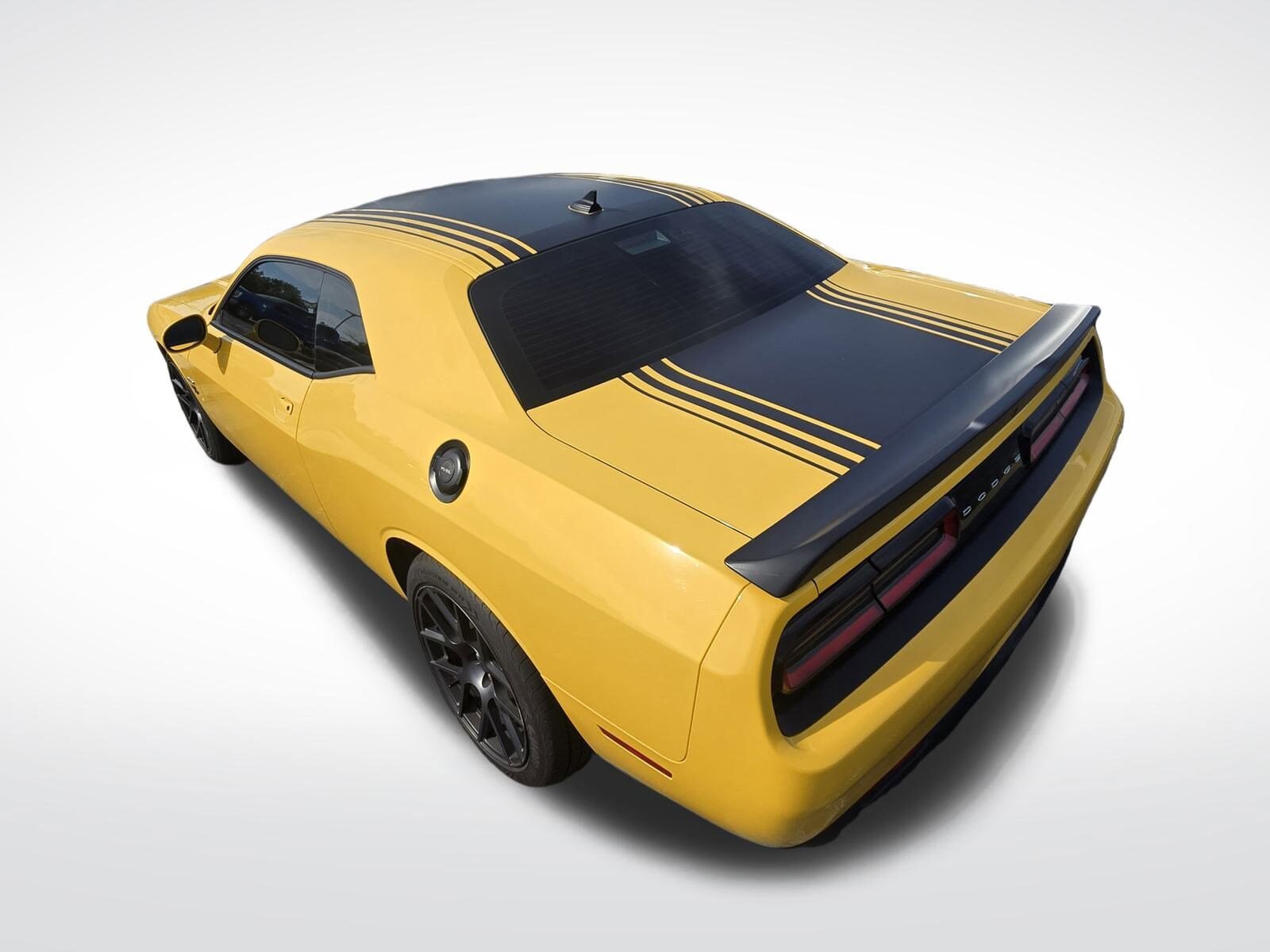 2017 Dodge Challenger R/T Shaker photo 2