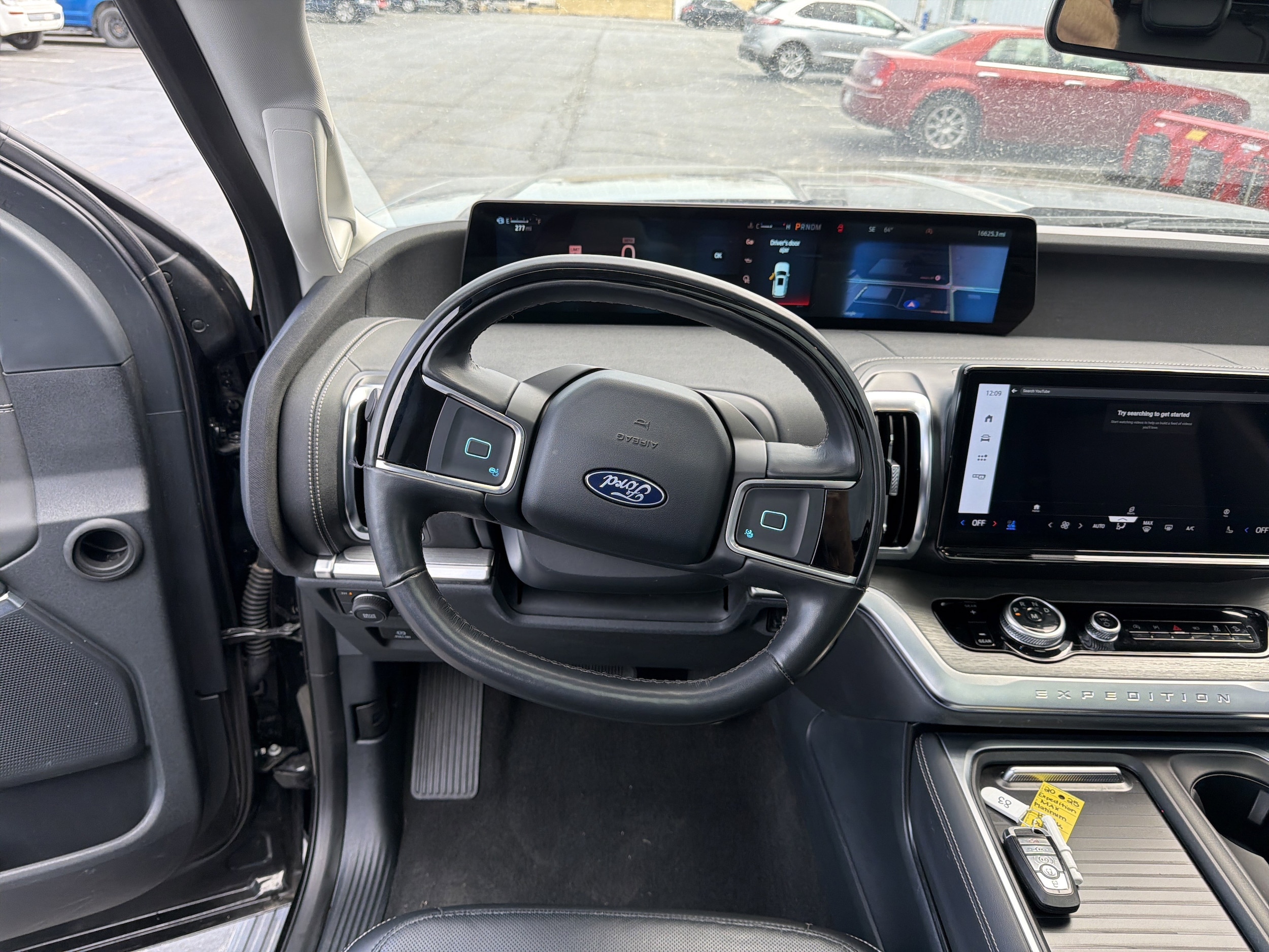 2025 Ford Expedition Platinum - Photo 32