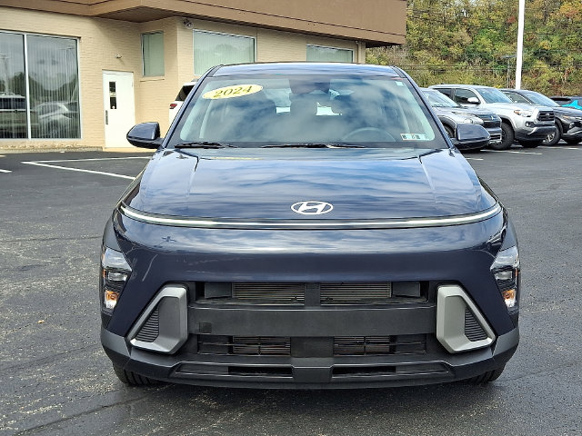 2024 Hyundai Kona SE - Photo 2