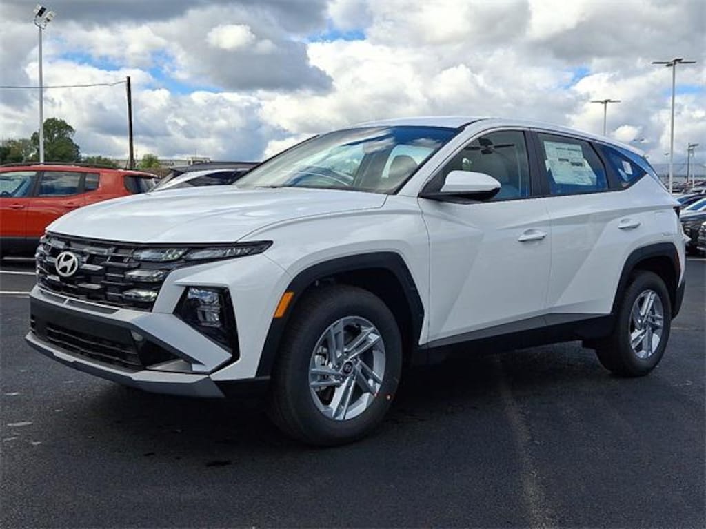 New 2026 Hyundai Tucson SE AWD SUV