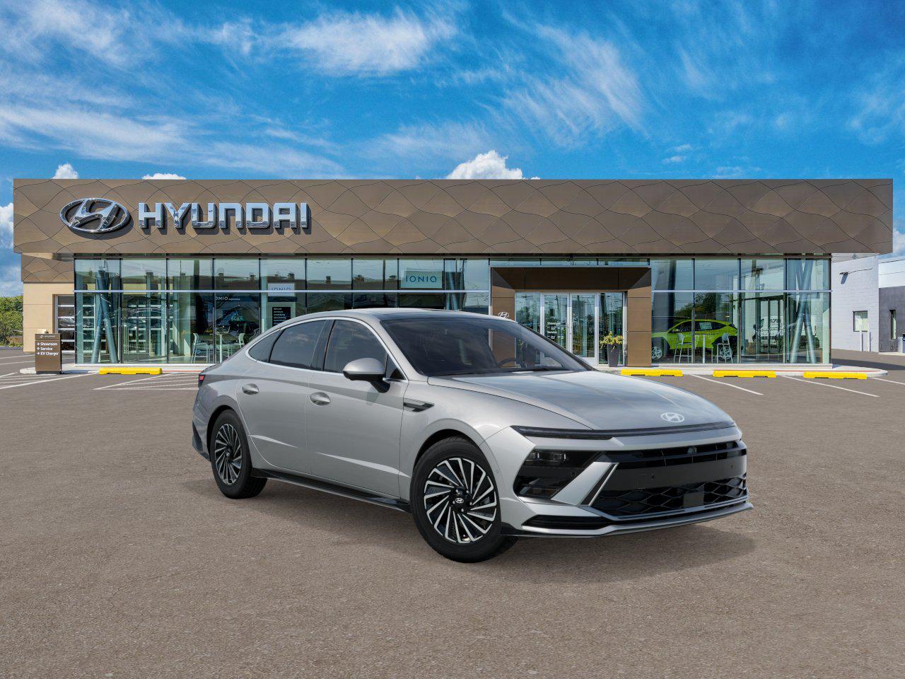 2025 Hyundai Sonata Hybrid Limited photo 2