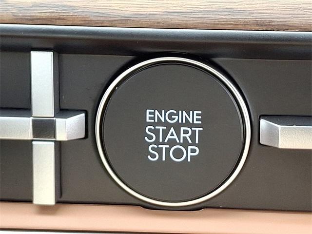 2026 Hyundai Santa Fe Calligraphy photo 2