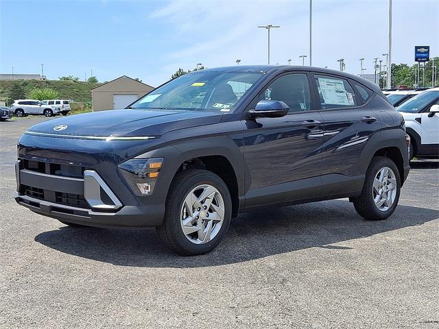 2026 Hyundai Kona SE photo 2