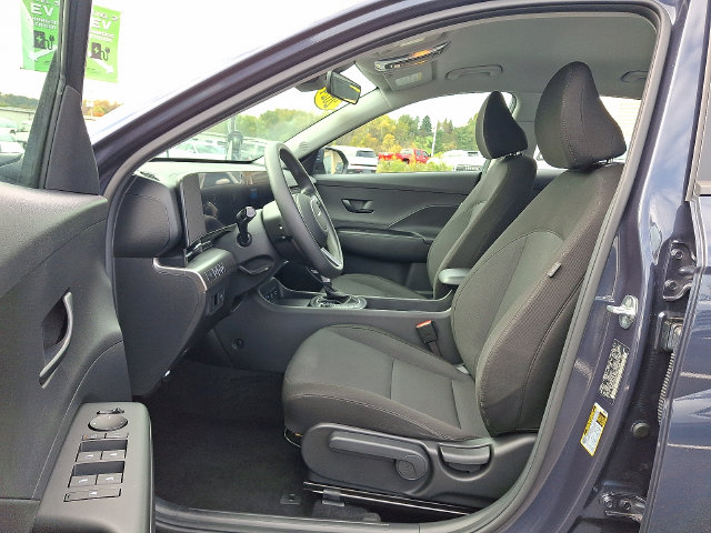 2024 Hyundai Kona SE - Photo 13