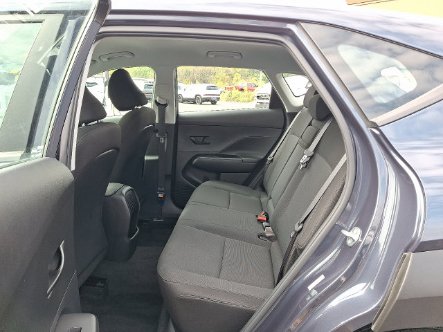2024 Hyundai Kona SE - Photo 10