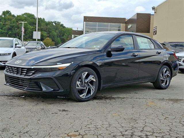 2025 Hyundai Elantra Hybrid SEL Sport photo 2