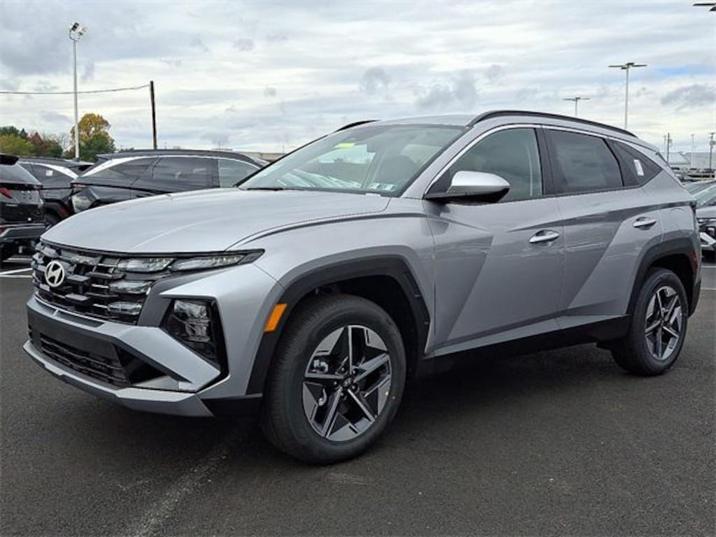 New 2026 Hyundai Tucson Hybrid SEL SUV