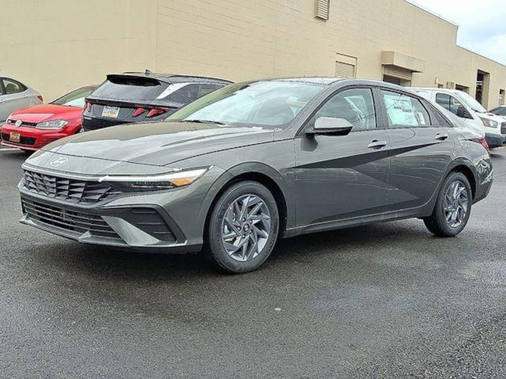 New 2026 Hyundai Elantra Hybrid Blue Sedan