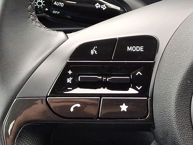 2025 Hyundai Elantra SEL - Photo 21