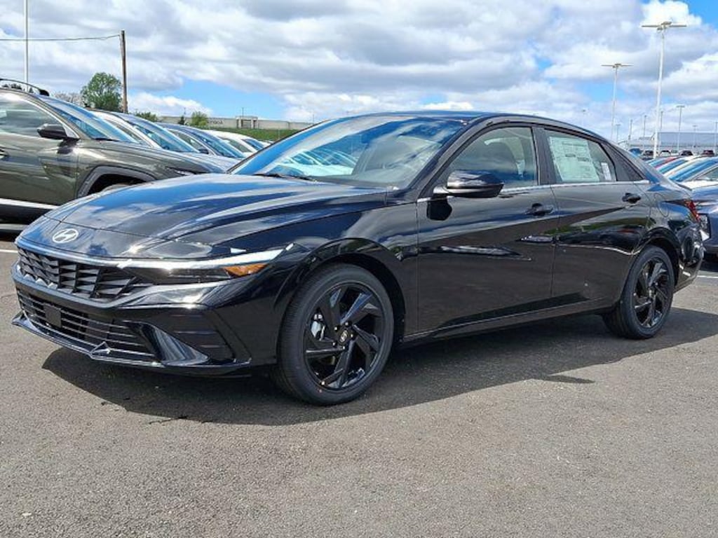 New 2026 Hyundai Elantra SEL Sport Premium Sedan