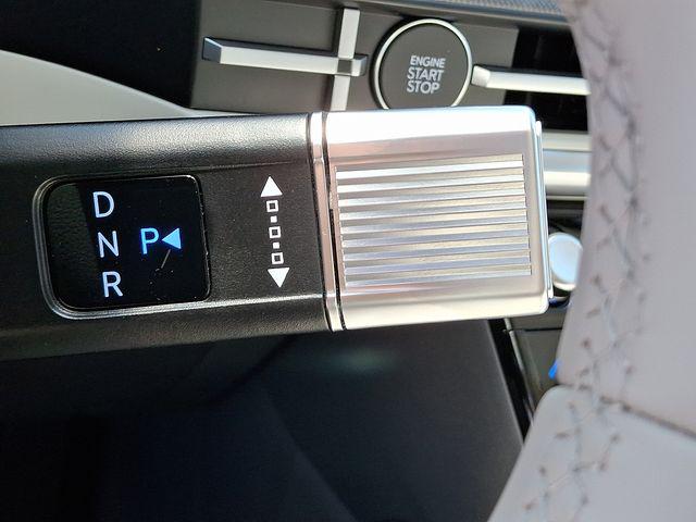 2026 Hyundai Santa Fe SE - Photo 6