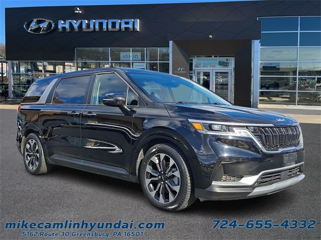 2024 Kia Carnival EX's photo