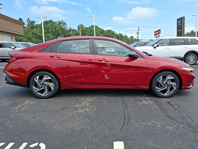 2025 Hyundai Elantra Blue - Photo 7