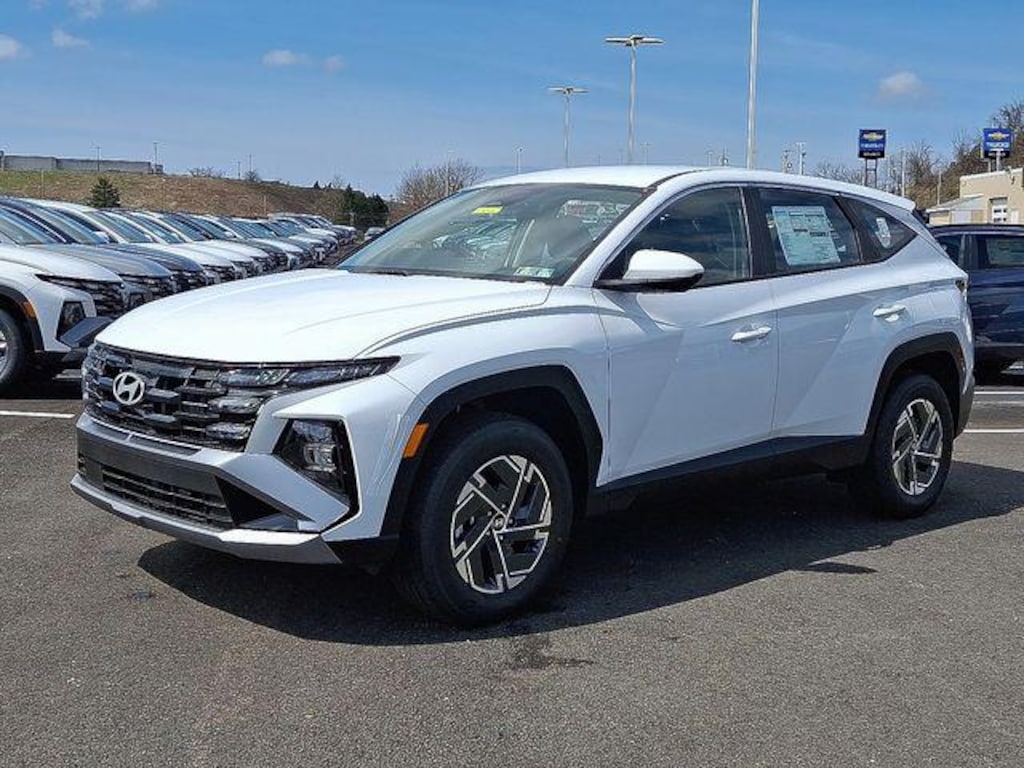 New 2026 Hyundai Tucson Hybrid Blue SUV