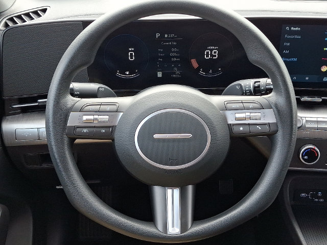 2024 Hyundai Kona SE - Photo 19