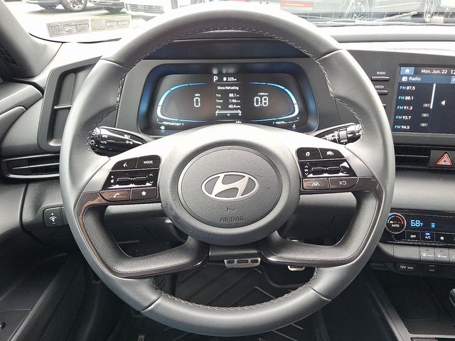 2025 Hyundai Elantra SEL - Photo 19
