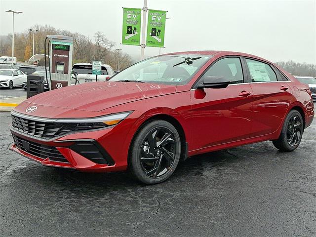 2026 Hyundai Elantra SEL Sport photo 2
