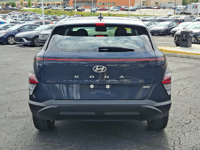 2024 Hyundai Kona SE - Photo 5
