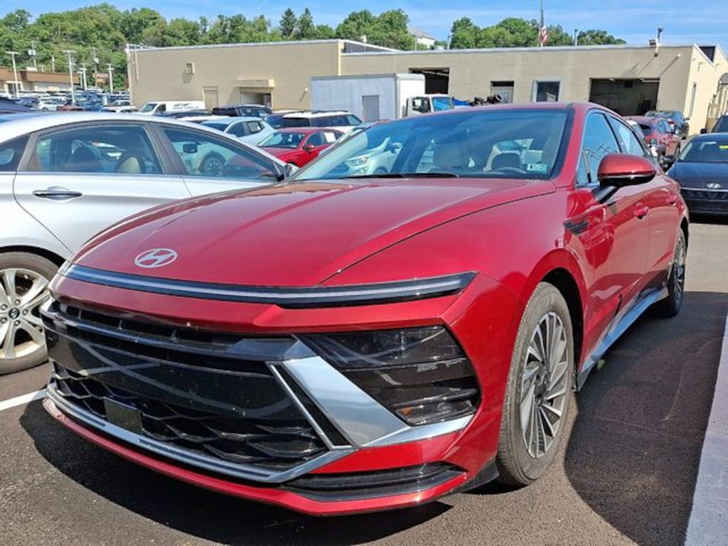 Certified 2025 Hyundai Sonata Hybrid SEL Sedan
