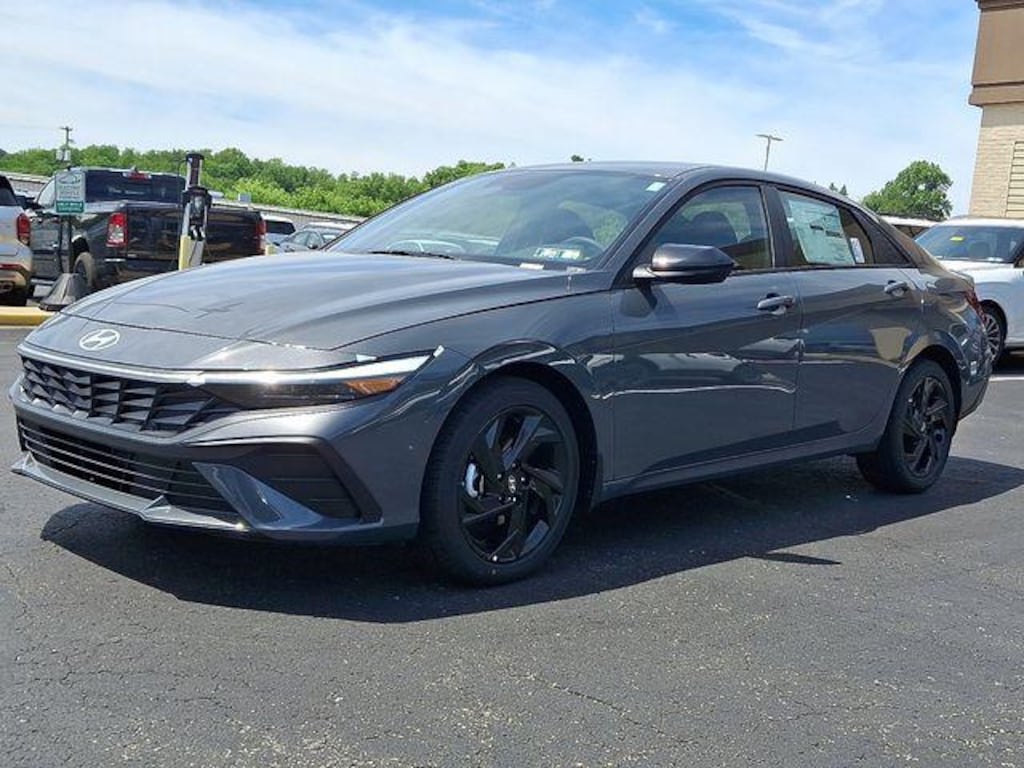 New 2026 Hyundai Elantra SEL Sport Sedan