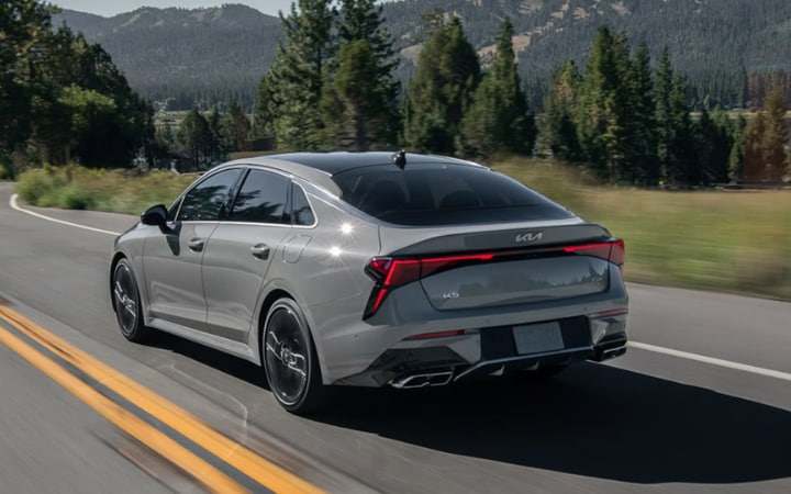 2025 Kia K5 Performance